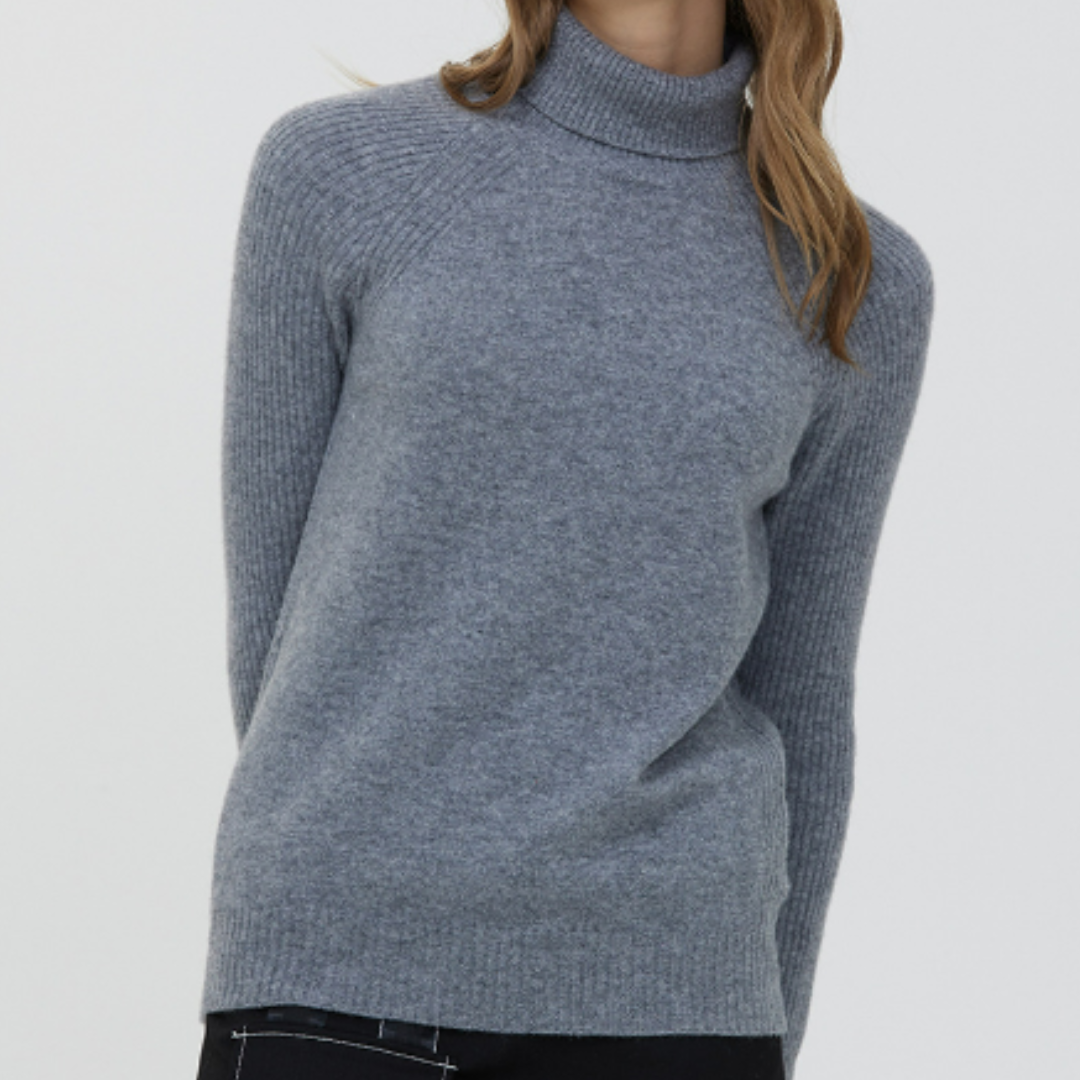 Lara | Women's Turtleneck Sweater | Soft, Stylish, Versatile Knitwear